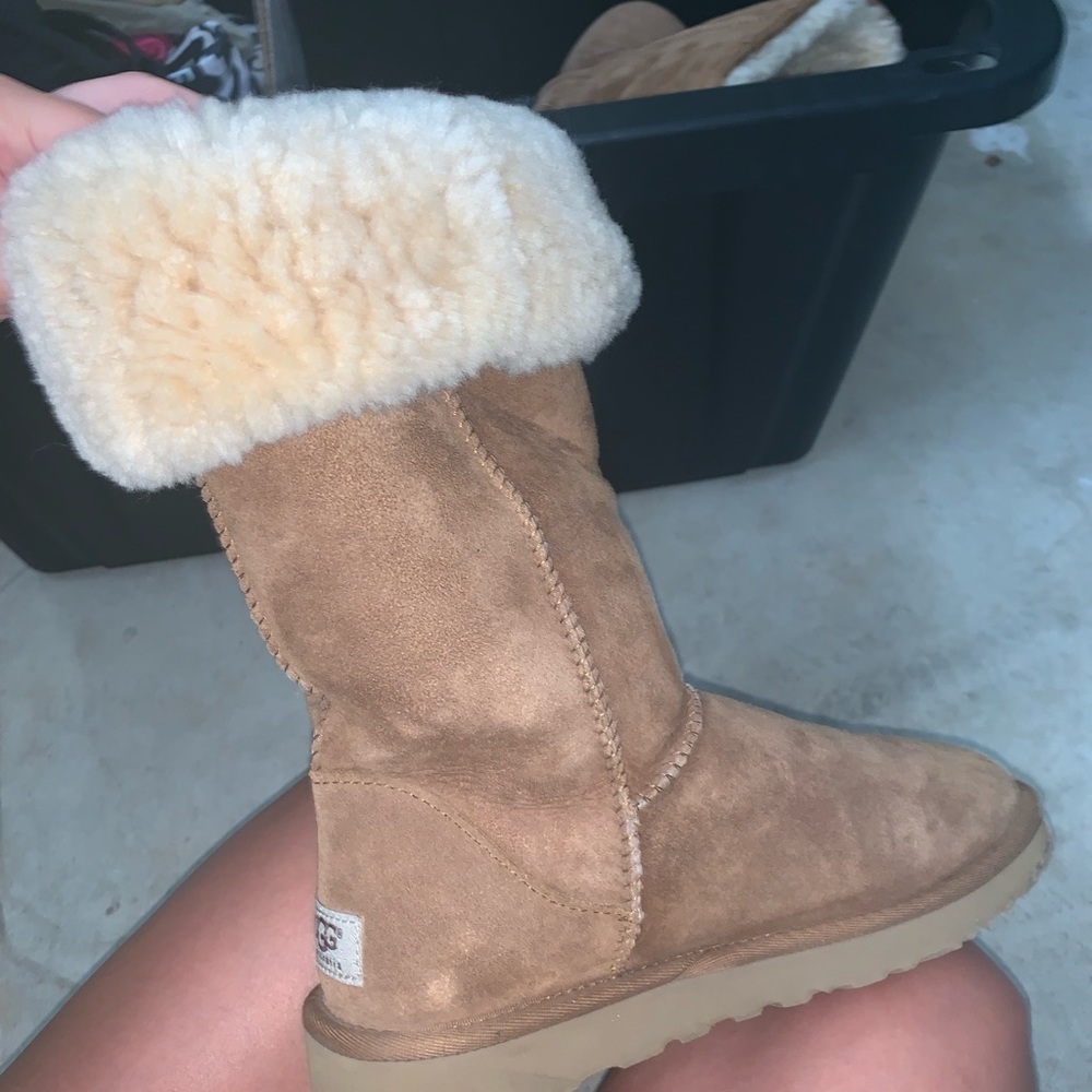 Uggs - image 4